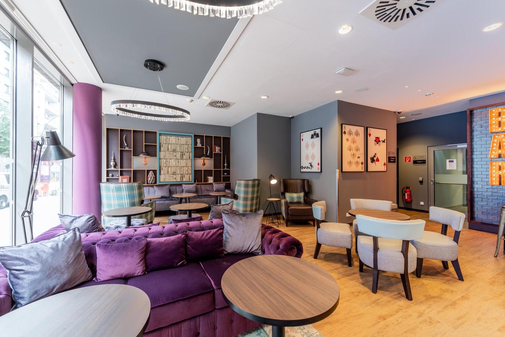 Premier Inn Hamburg City Millerntor Exteriör bild